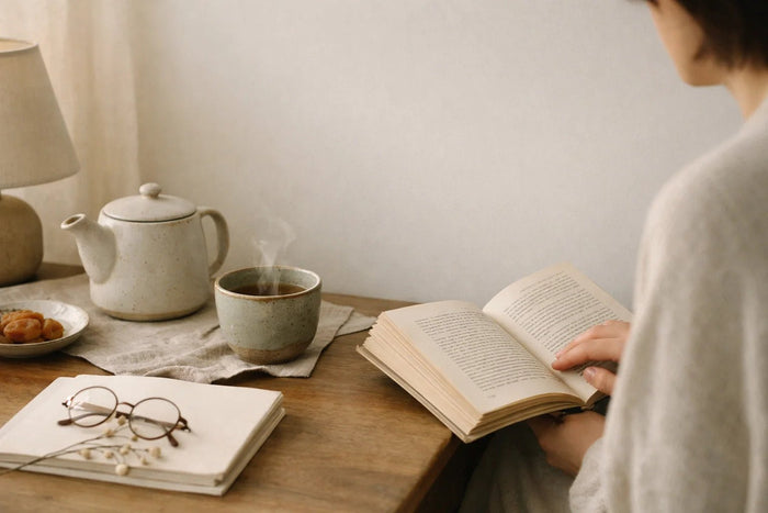sensory reading: how to pair your tea with your current chapter